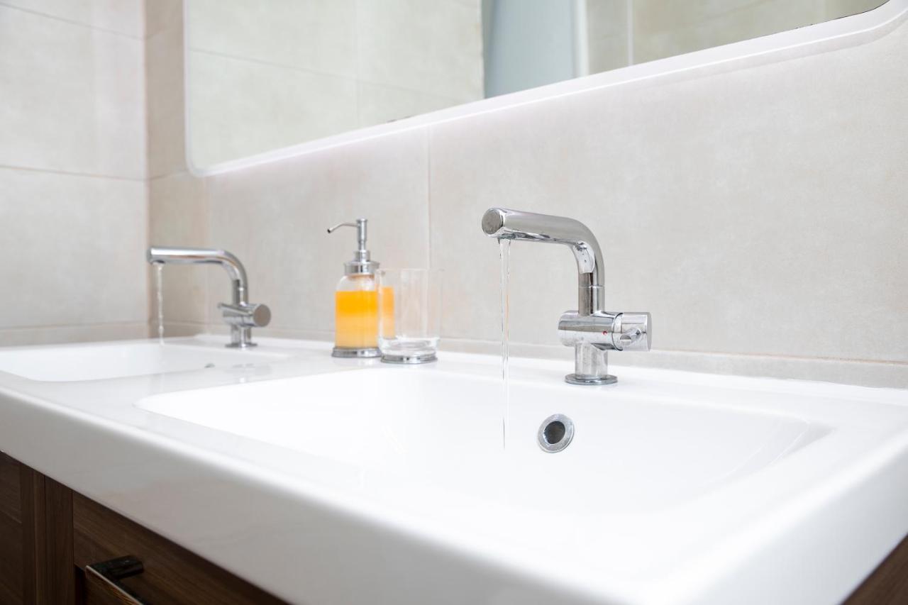 נאוסה Caper-2 Bedroom Traditional Home With Amazing View מראה חיצוני תמונה