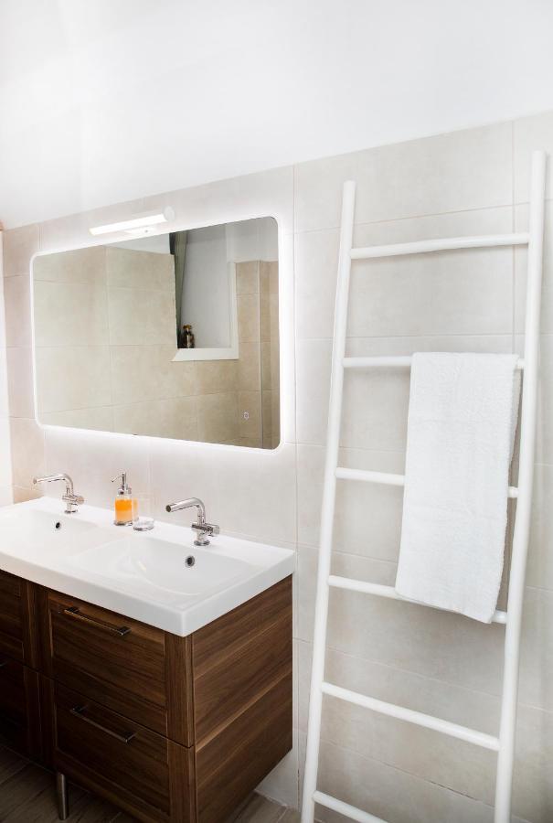נאוסה Caper-2 Bedroom Traditional Home With Amazing View מראה חיצוני תמונה