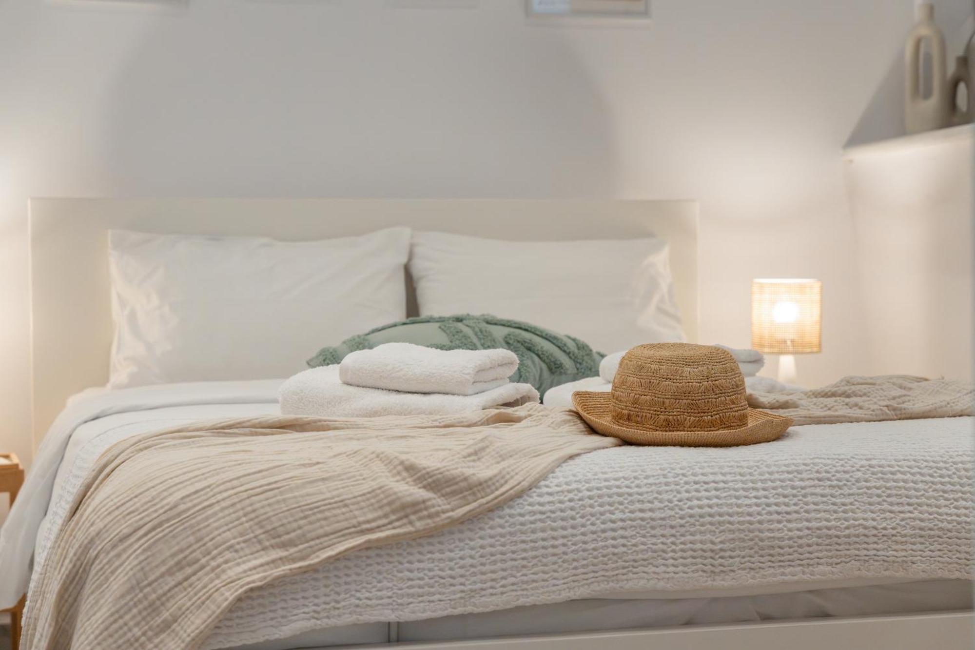 נאוסה Caper-2 Bedroom Traditional Home With Amazing View מראה חיצוני תמונה