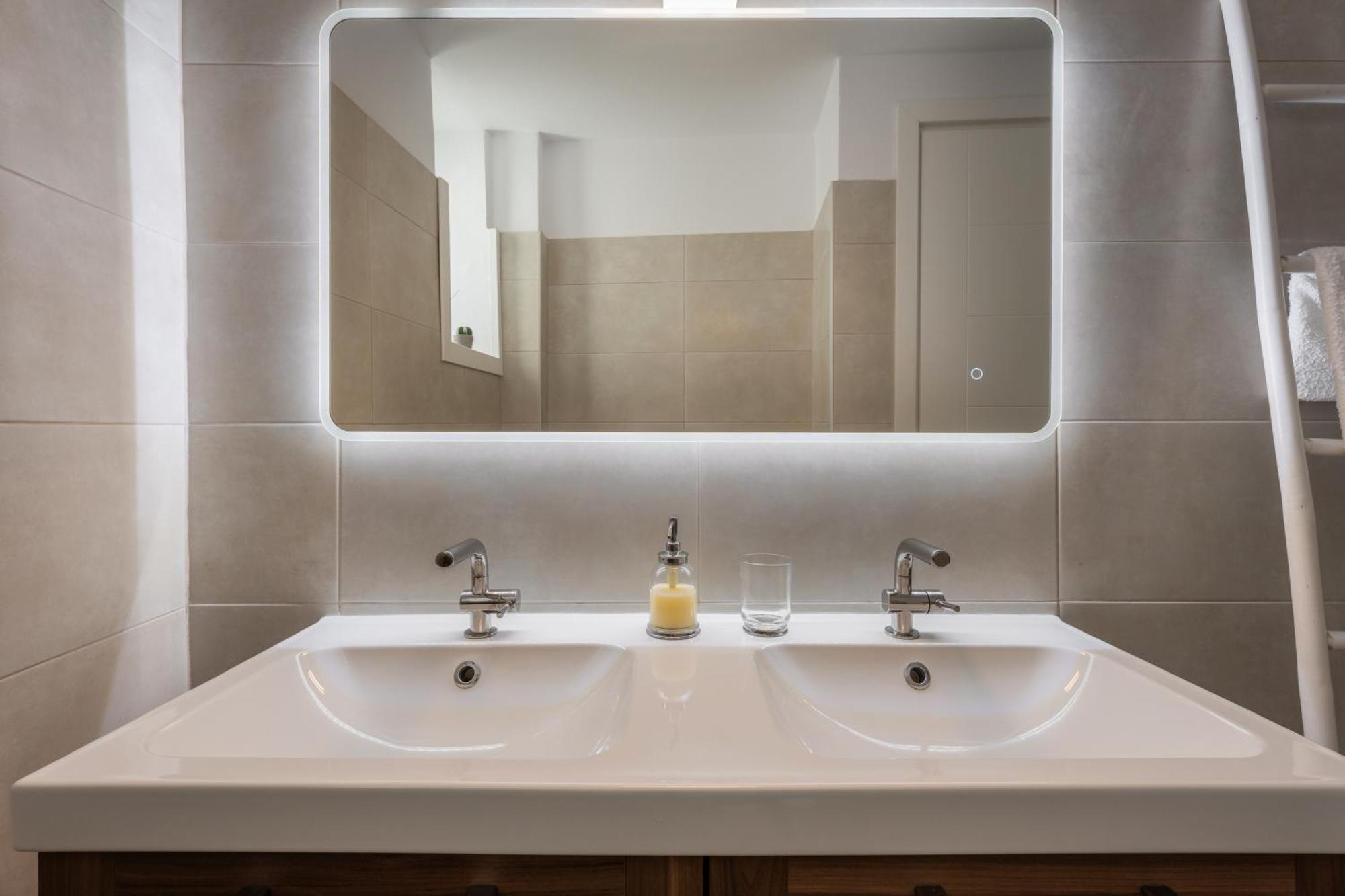 נאוסה Caper-2 Bedroom Traditional Home With Amazing View מראה חיצוני תמונה