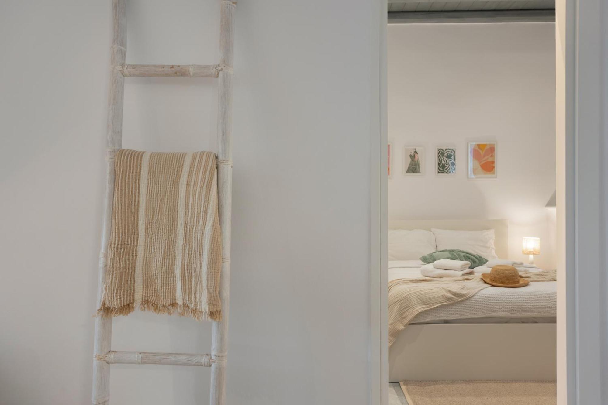 נאוסה Caper-2 Bedroom Traditional Home With Amazing View מראה חיצוני תמונה