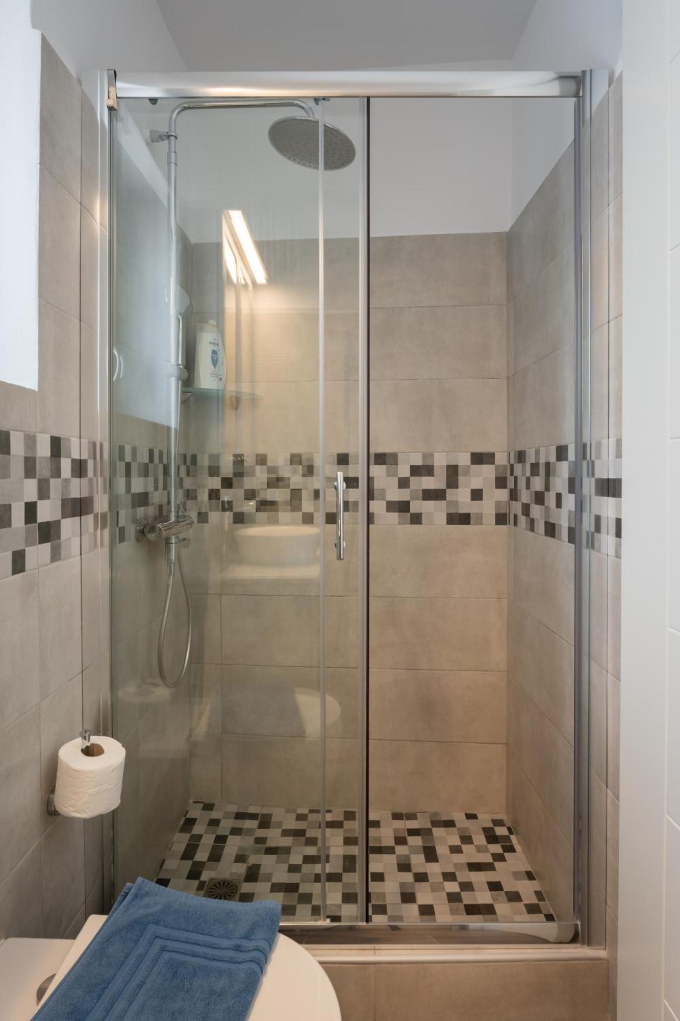 נאוסה Caper-2 Bedroom Traditional Home With Amazing View מראה חיצוני תמונה